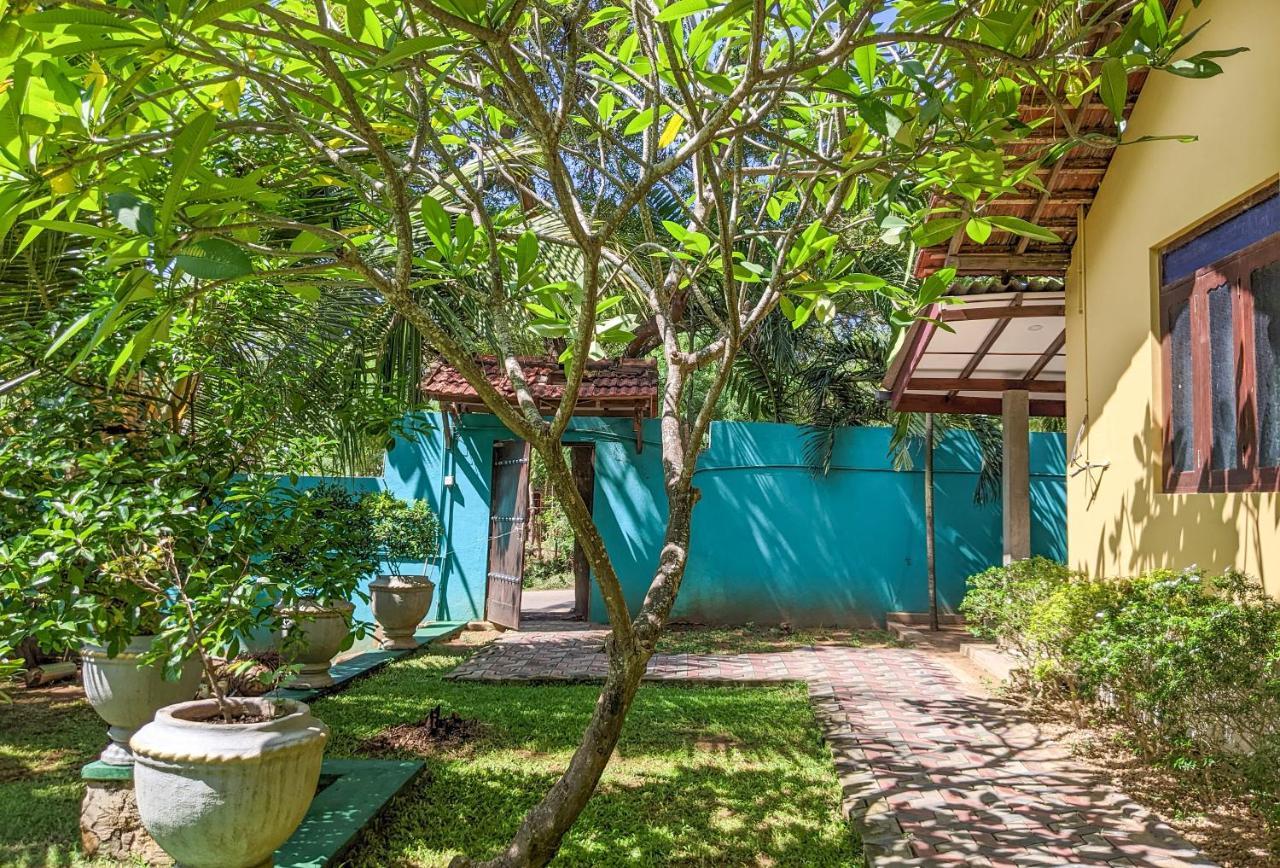 Yala Golden Wild Bed & Breakfast Tissamaharama Exterior photo
