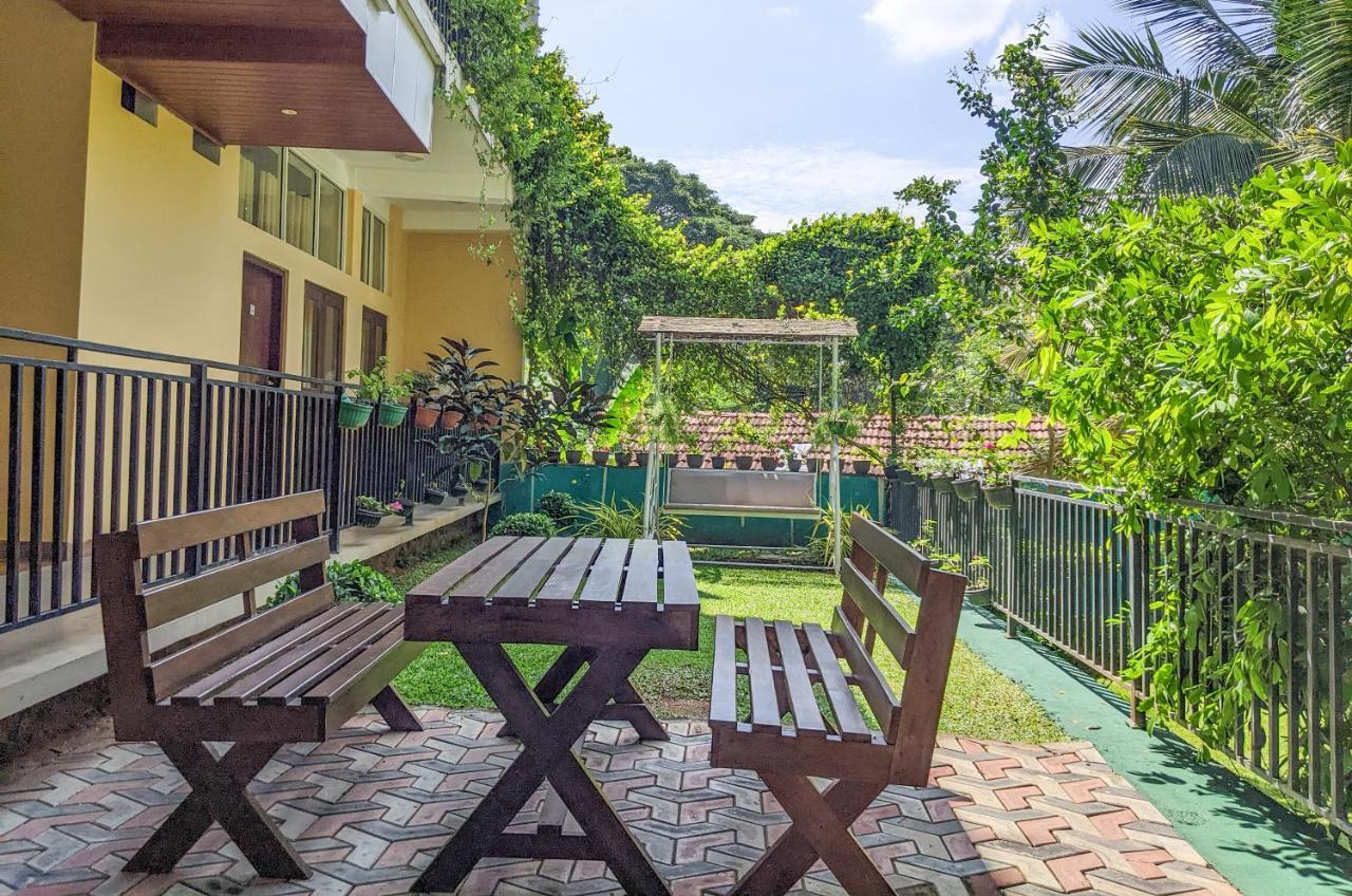 Yala Golden Wild Bed & Breakfast Tissamaharama Exterior photo