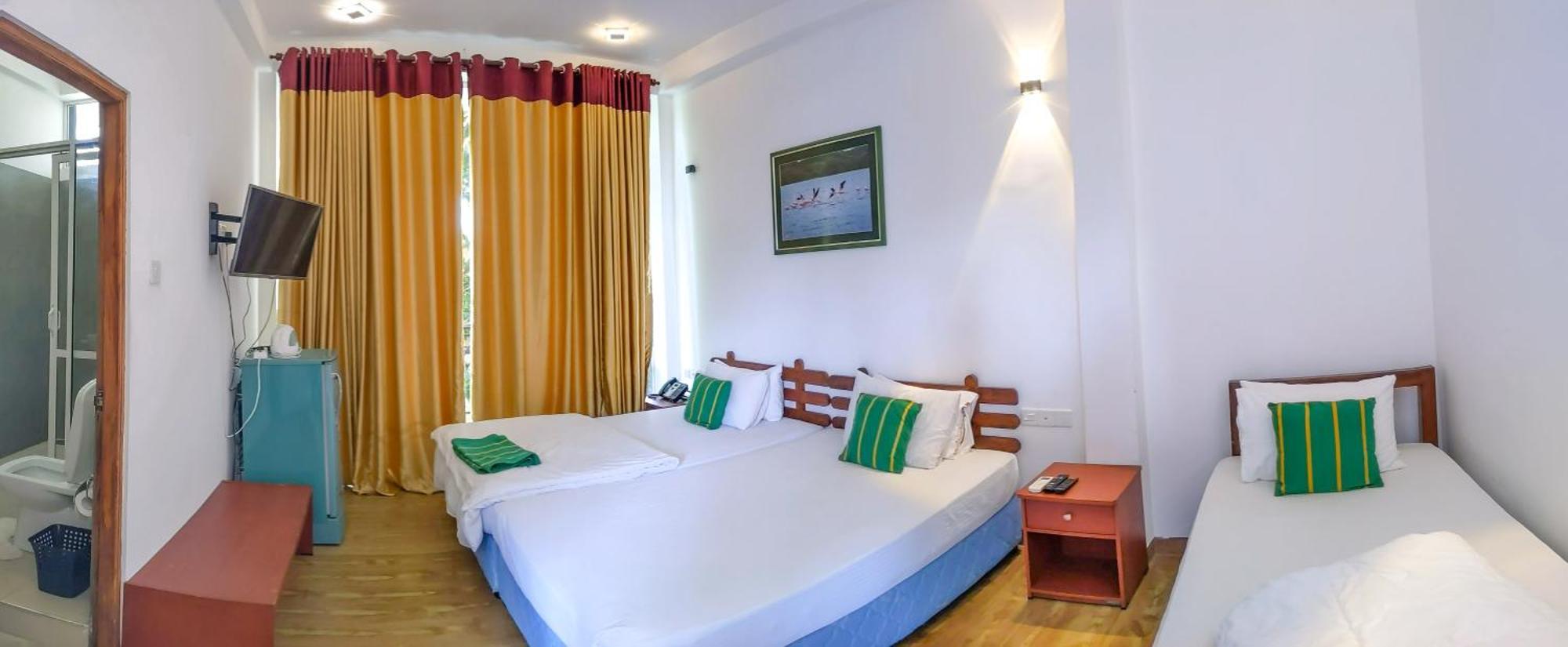 Yala Golden Wild Bed & Breakfast Tissamaharama Exterior photo