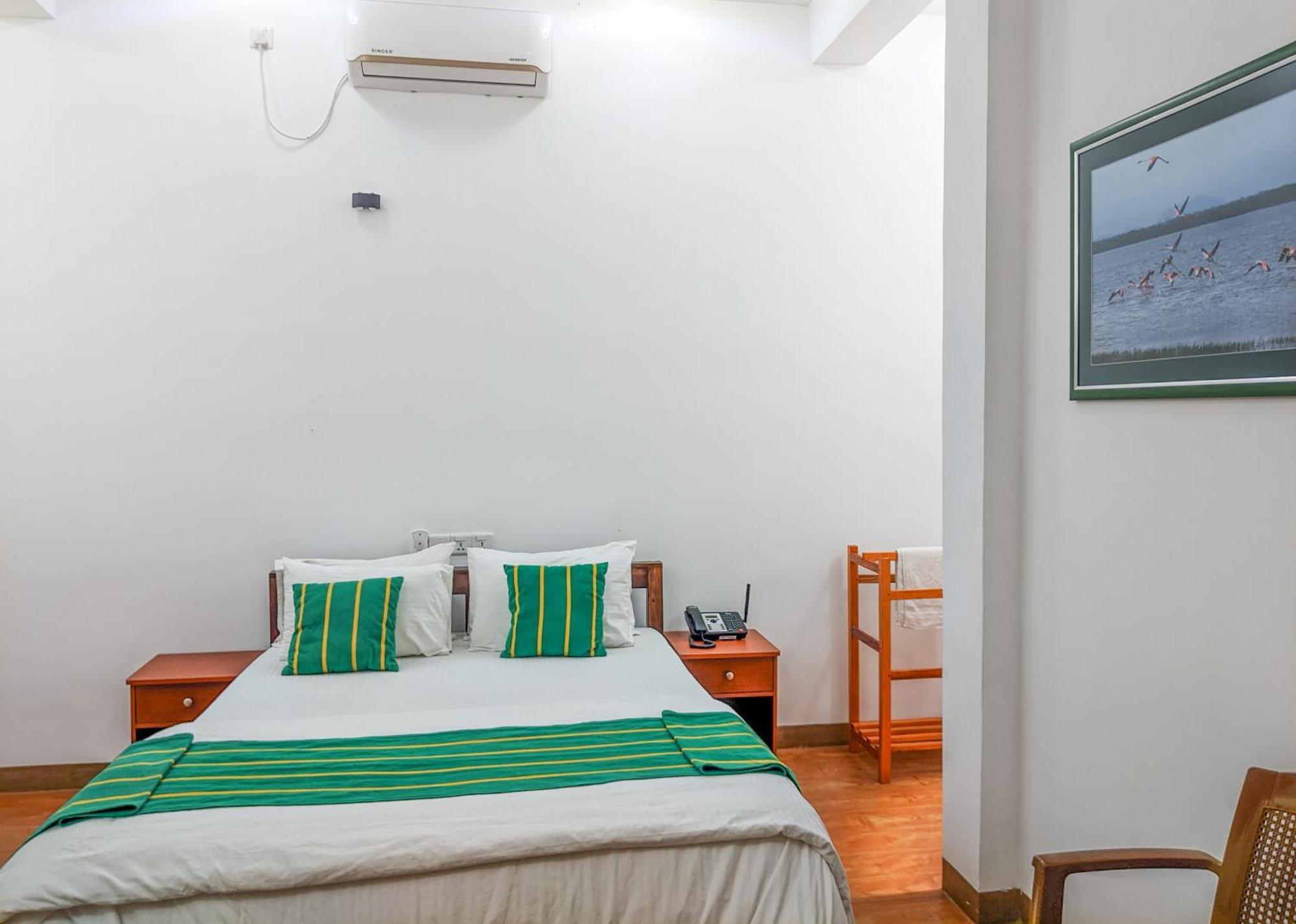 Yala Golden Wild Bed & Breakfast Tissamaharama Exterior photo