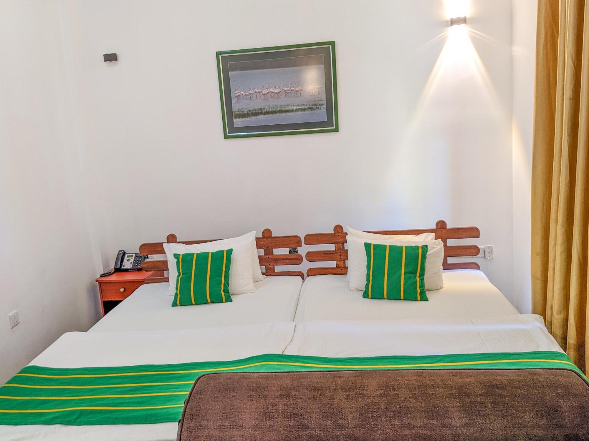 Yala Golden Wild Bed & Breakfast Tissamaharama Exterior photo