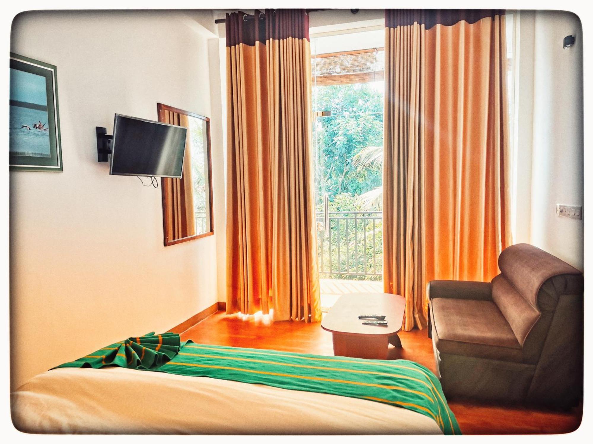 Yala Golden Wild Bed & Breakfast Tissamaharama Exterior photo